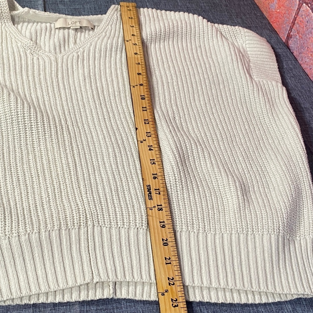 LOFT Women’s Small White V-Neck Knit Sweater Pullover 100% Cotton Casual Top - Picture 8 of 9